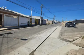 CONSTRUÇÃO DE SARJETÕES E LOMBRADAS 