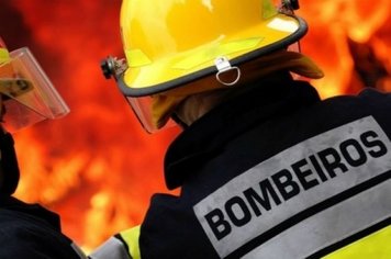 Reunião trata da instalação de quartel de bombeiros em Angatuba
