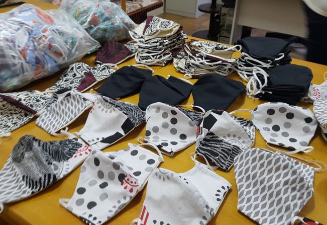 CONFECÇÃO DE MASCARAS, AVENTAIS E JALECOS